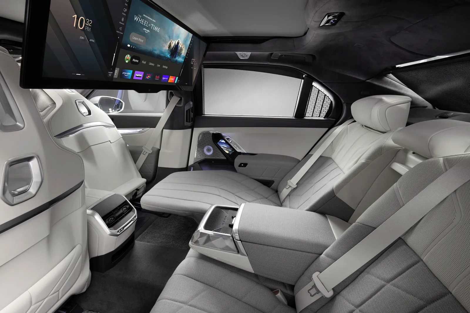 BMW i7 EV