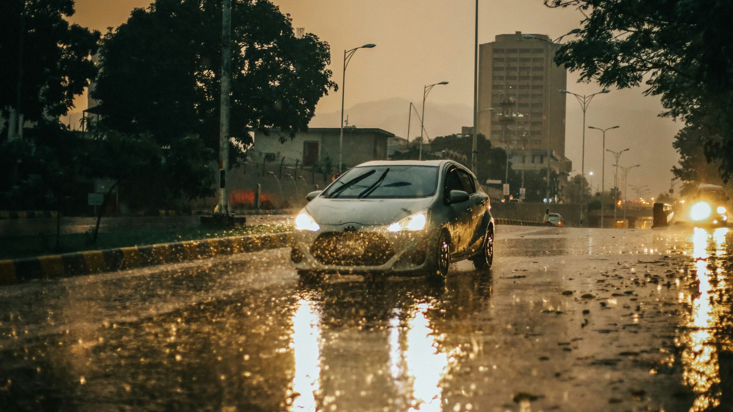 rainy season driving tips